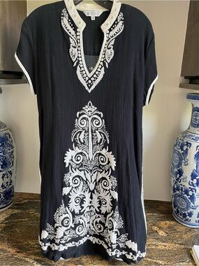 SULU Black Tunic Dress with White Embroidery, size 14